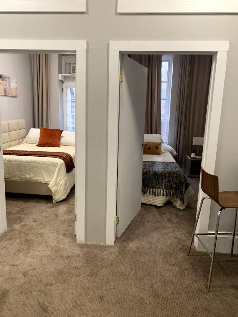 New York (manhattan), NY 10016,113 E 39th ST
