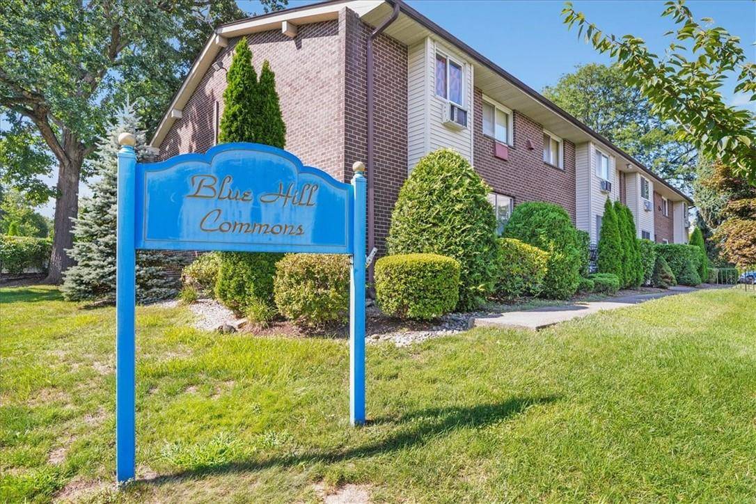 Orangeburg, NY 10962,5 Blue Hill #F