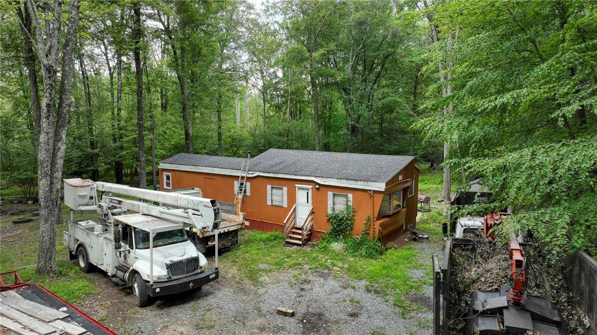 Greenfield Park, NY 12435,181 Oakridge RD