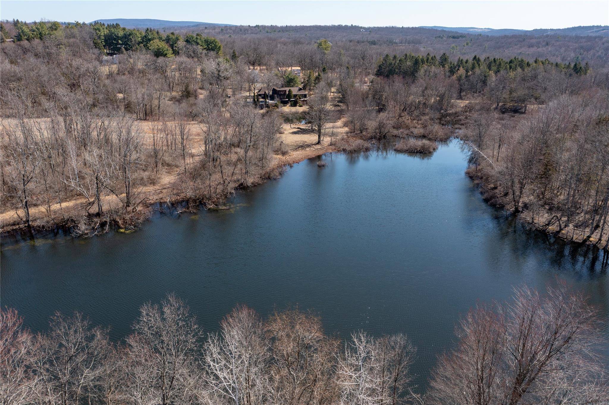 Red Hook, NY 12571,159 Sawmill RD