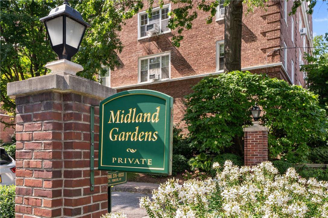 Bronxville, NY 10708,7 Midland GDNS #4M