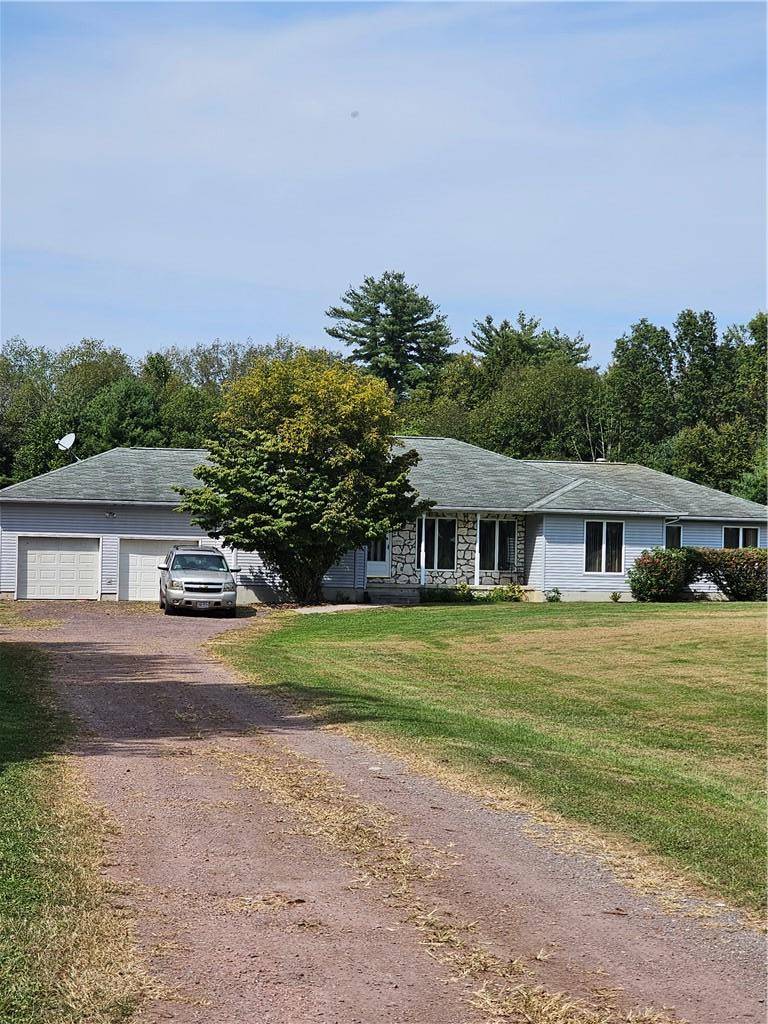 Bloomingburg, NY 12721,354 Petticoat LN