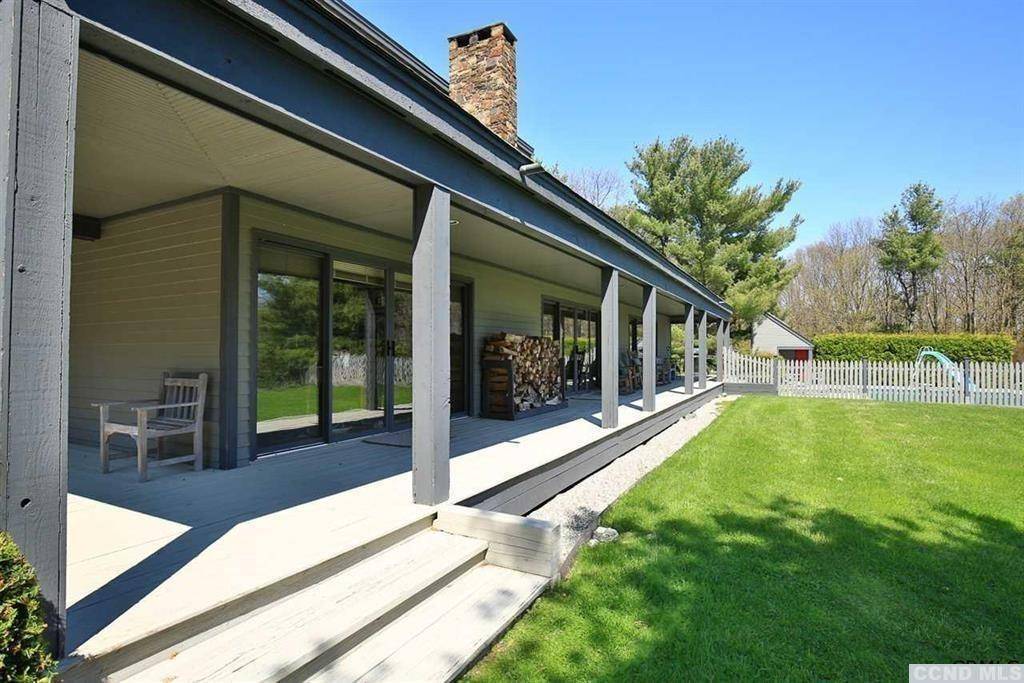 Canaan, NY 12029,126 Shaker Ridge DR