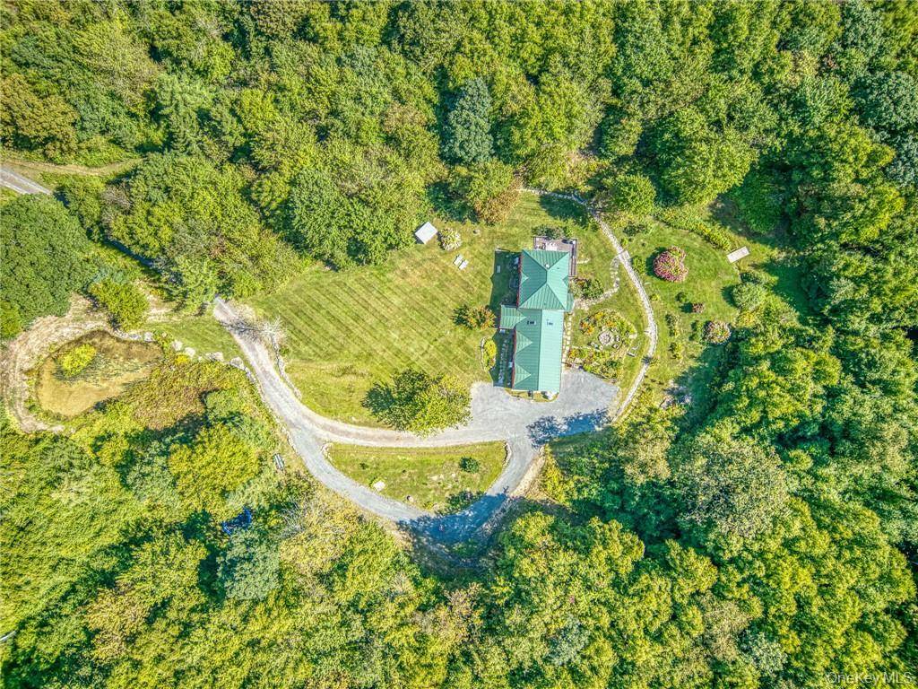 Shandaken, NY 12480,544 Herdman RD