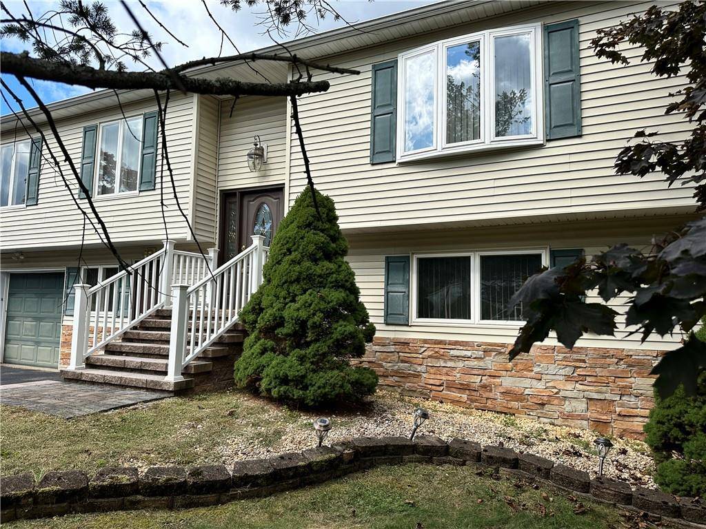 New Windsor, NY 12553,352 Shelly RD