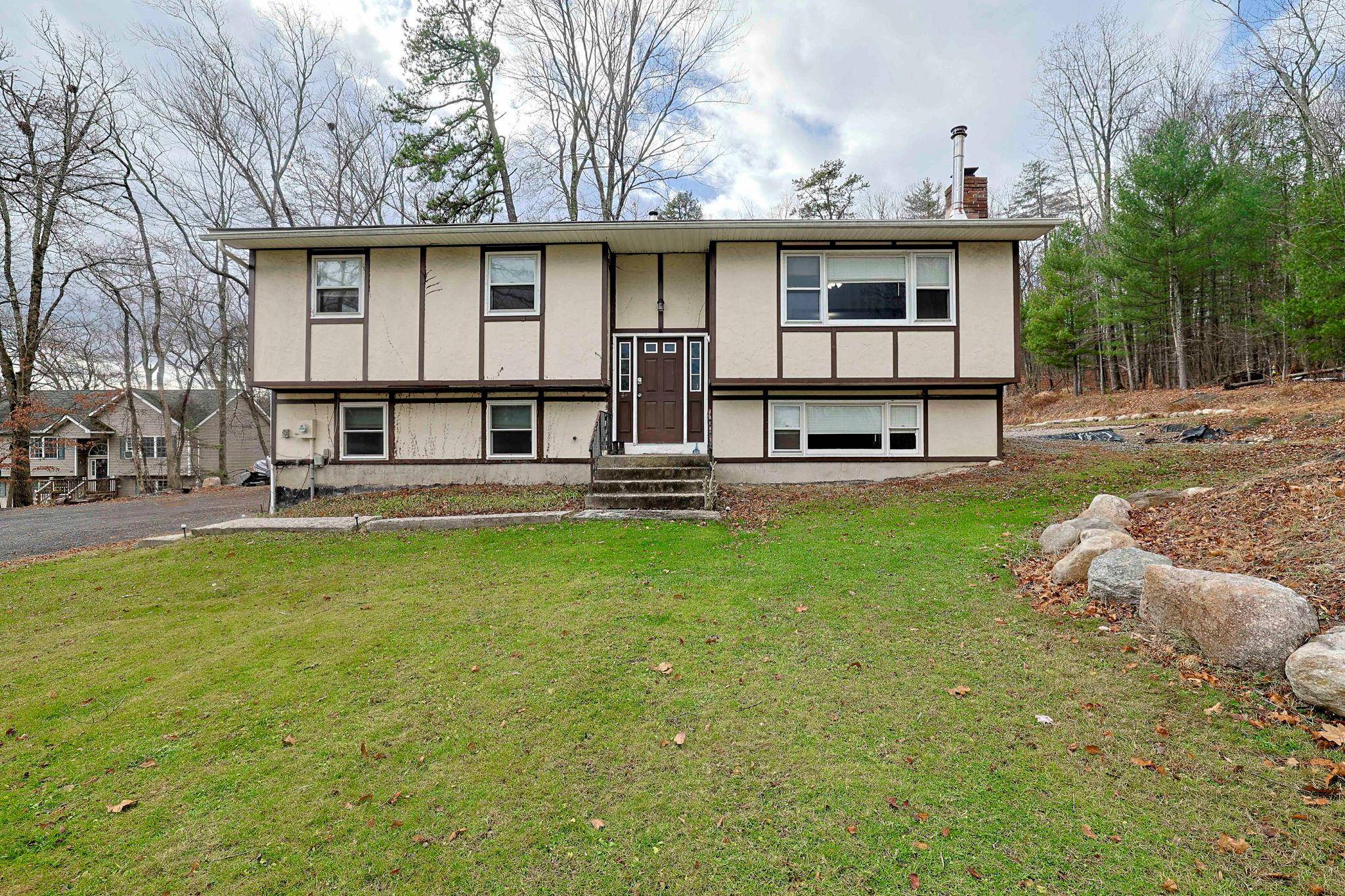 Bloomingburg, NY 12721,51 Patrick DR