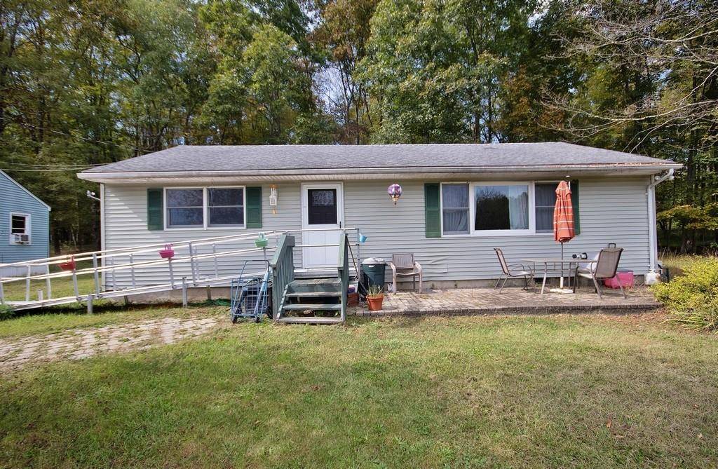 Pine Bush, NY 12566,109 Campbell LN