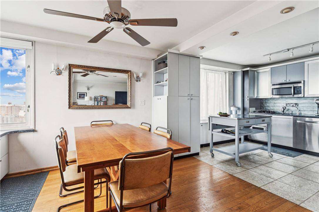 Bronx, NY 10463,3333 Henry Hudson Pkwy #18J