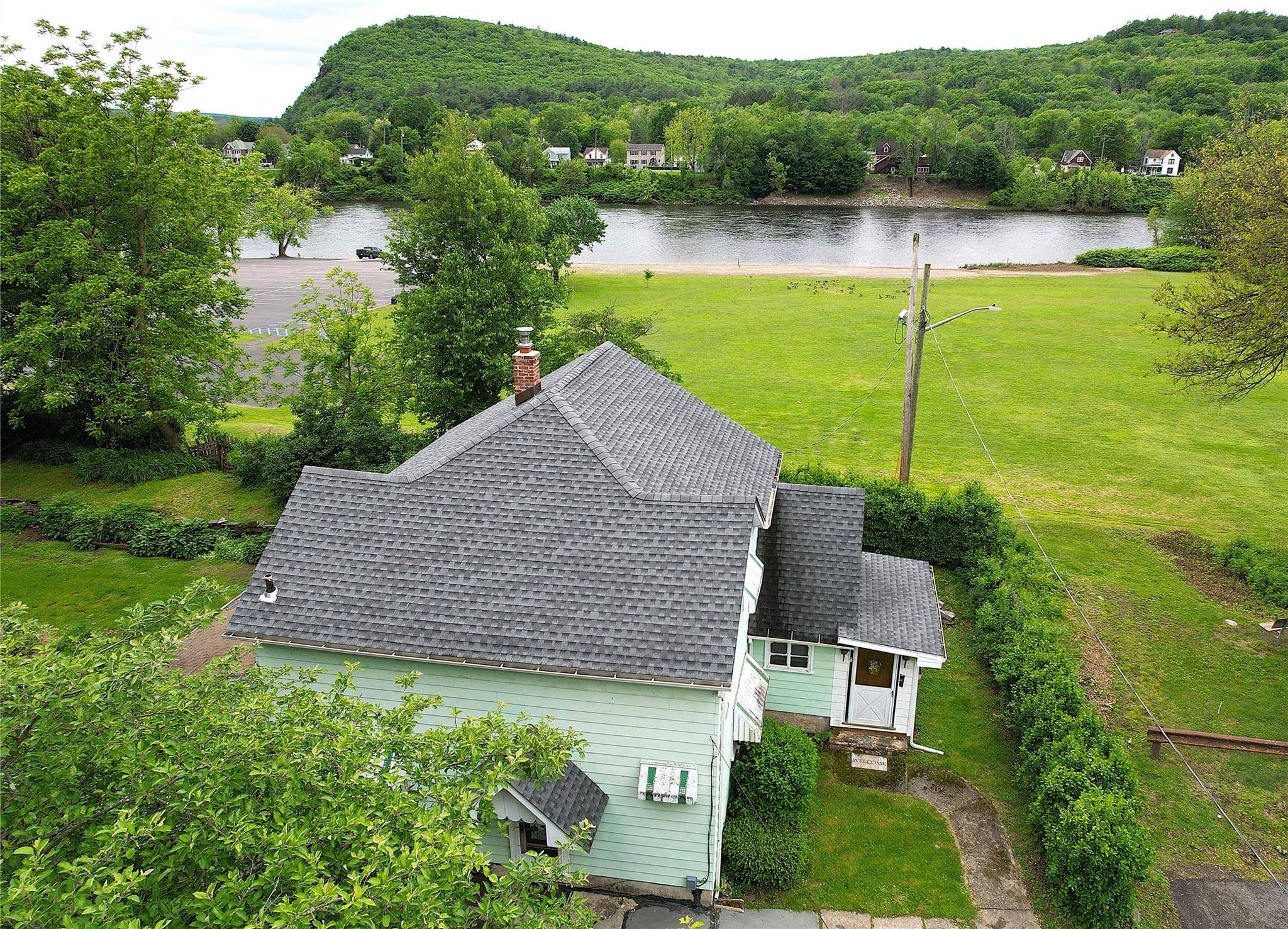 Port Jervis, NY 12771,1 River ST