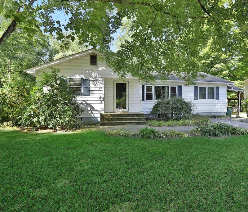 Highland, NY 12528,6 Orchard LN