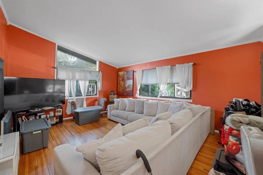Hartsdale, NY 10530,7 Brookdell DR