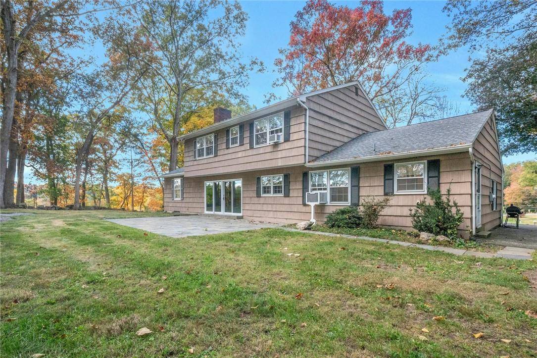 Bedford Hills, NY 10507,14 Richards CT