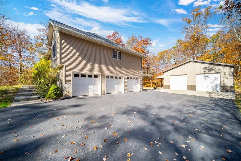 Bloomingburg, NY 12721,21 Wilkinson DR