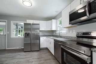 Hyde Park, NY 12538,5 Sycamore DR