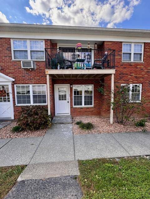 Beacon, NY 12508,8 Colonial RD #20