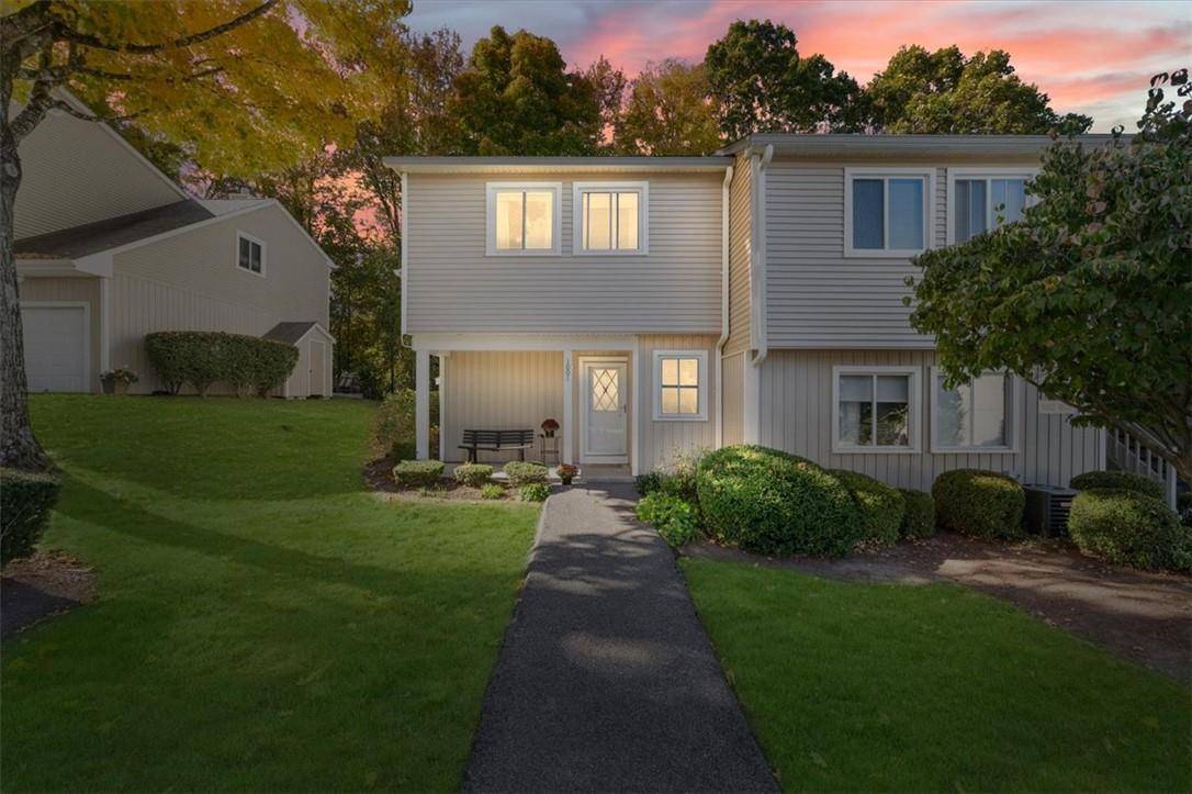 Yorktown Heights, NY 10598,1001 High Meadow LN