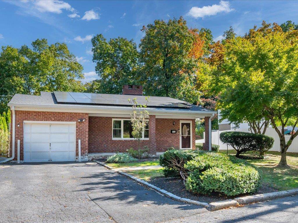 Hartsdale, NY 10530,158 Princeton DR