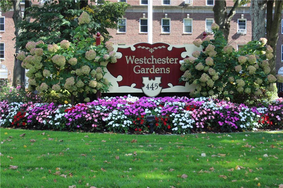 Mount Vernon, NY 10552,445 Gramatan AVE #GA2