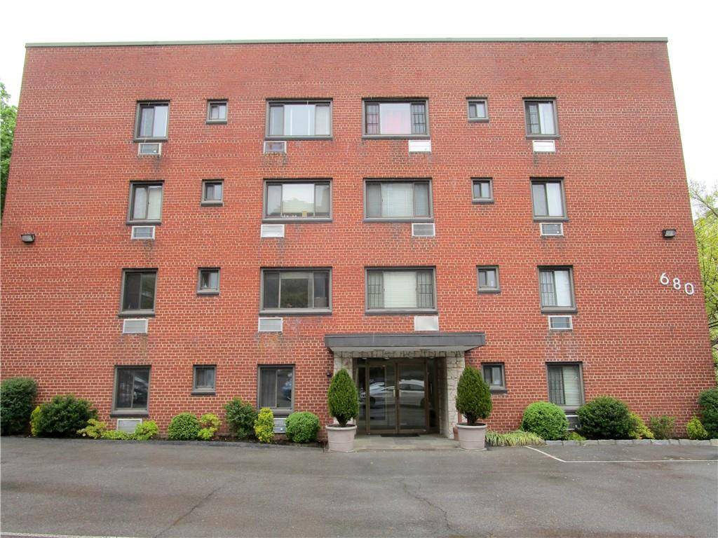 Mount Vernon, NY 10552,680 N Terrace AVE #2F