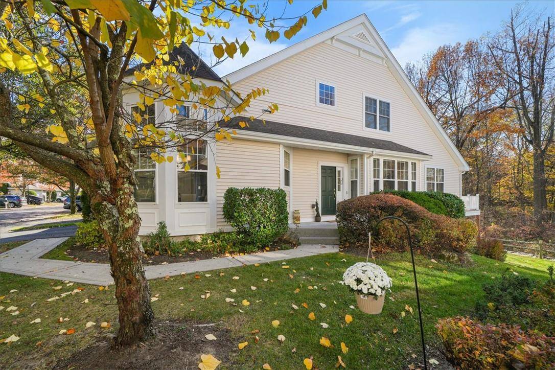 Briarcliff Manor, NY 10510,25 Briarbrook DR