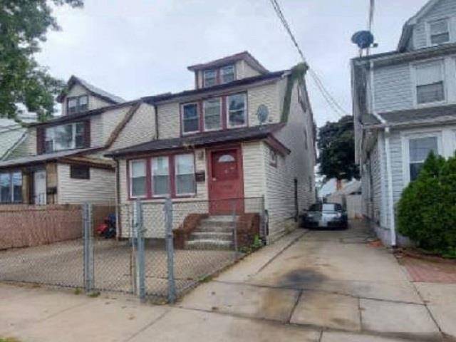 Rosedale, NY 11422,13723 249th ST