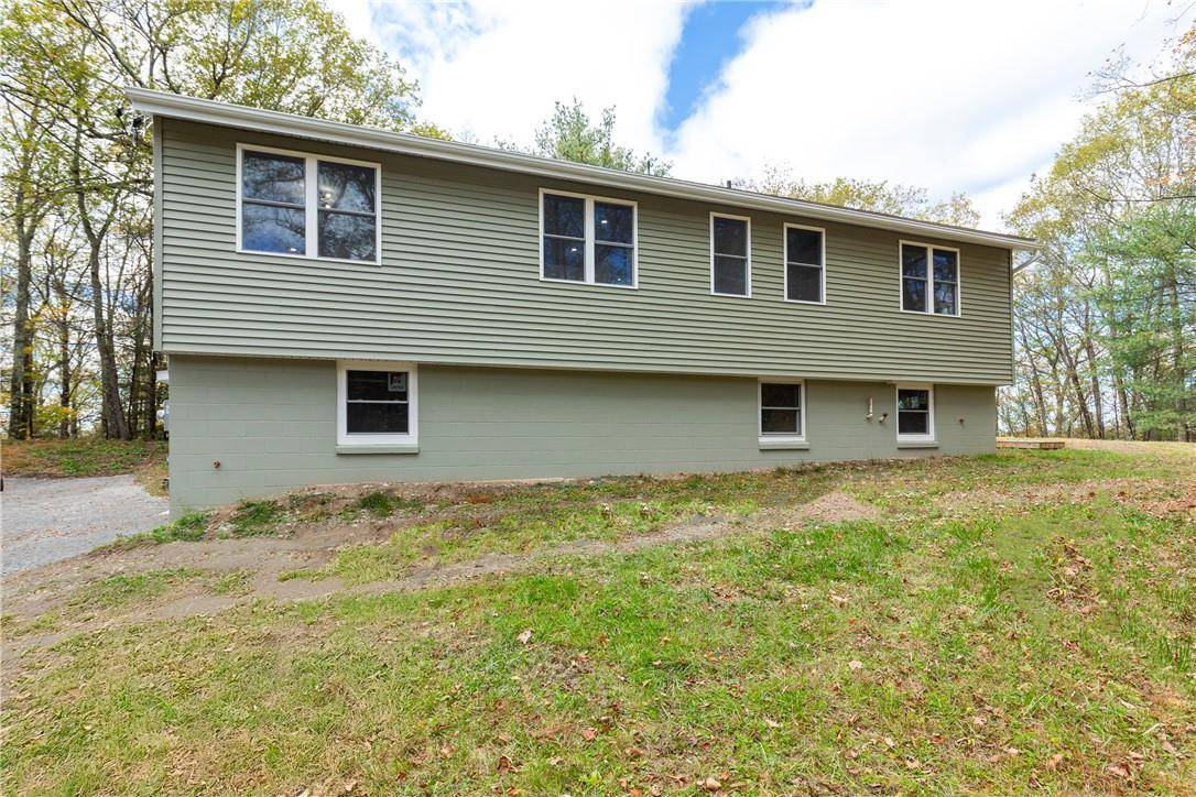 Pleasant Valley, NY 12569,313 Pine Hill RD