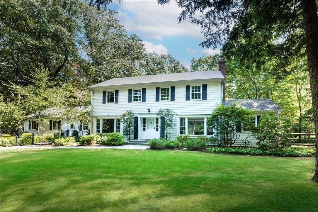 Armonk, NY 10504,8 Thornewood RD