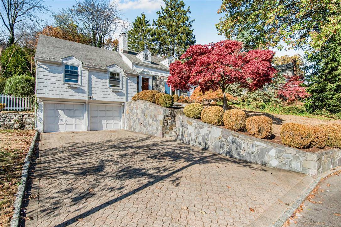 Scarsdale, NY 10583,39 Thornbury RD