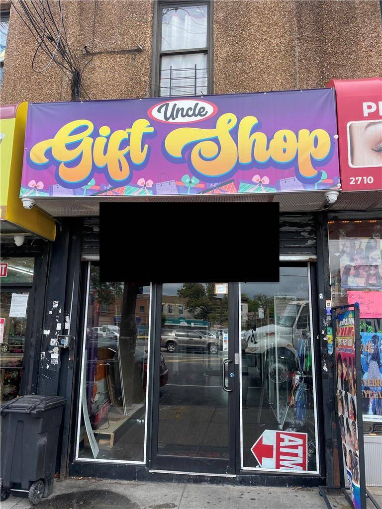 Bronx, NY 10461,2710 E Tremont AVE