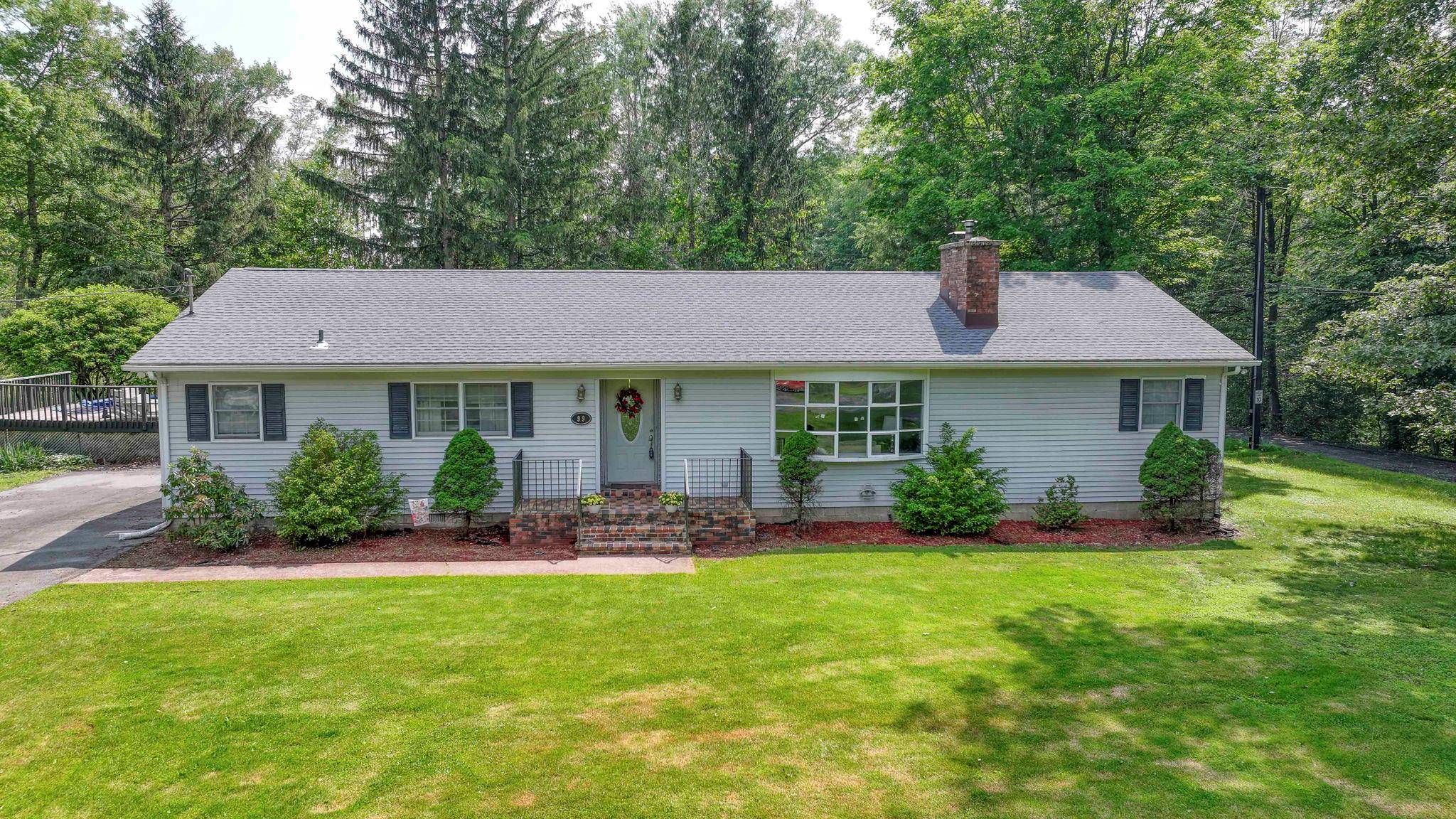 Pine Bush, NY 12566,99 Walker Valley RD