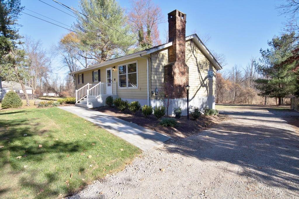 West Nyack, NY 10994,16 Pineview RD