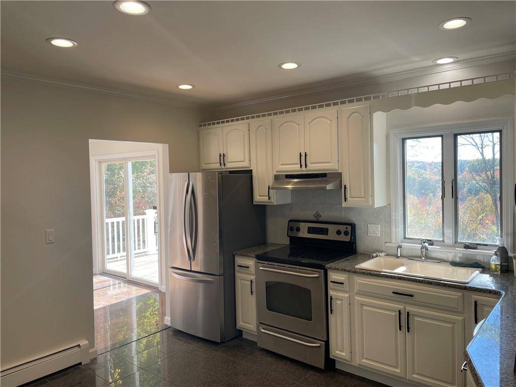 Mount Kisco, NY 10549,172 Beverly RD