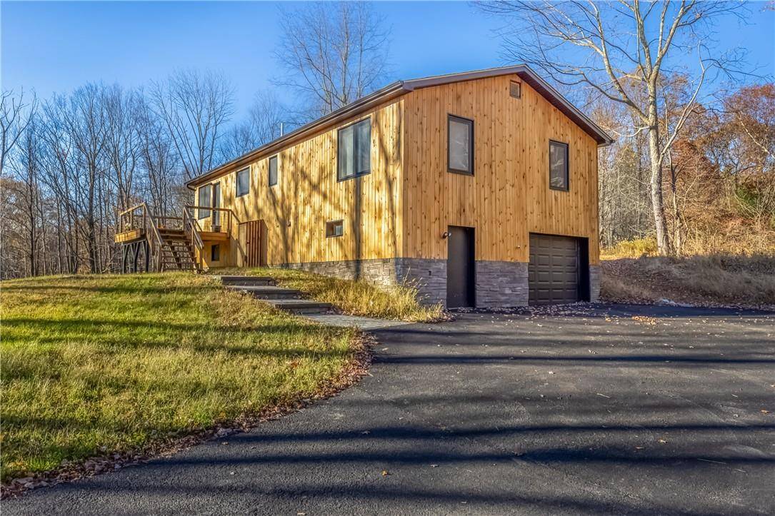 Pine Bush, NY 12566,19 Cragsmoor