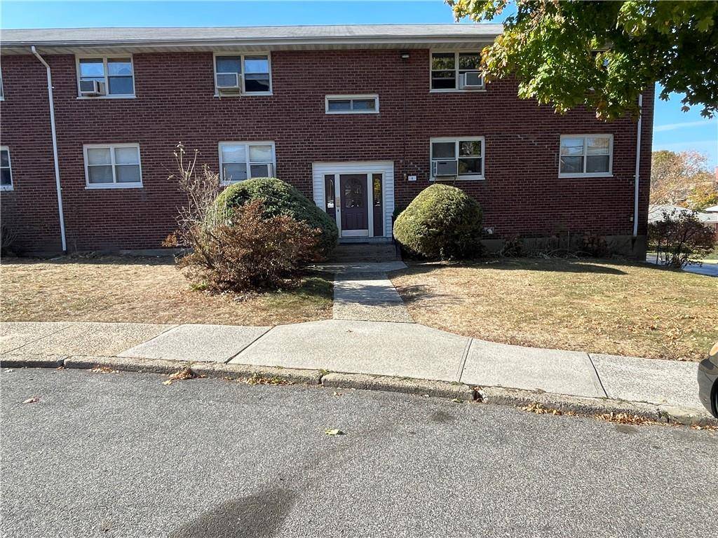 Yonkers, NY 10703,4 Cascade TER #1E