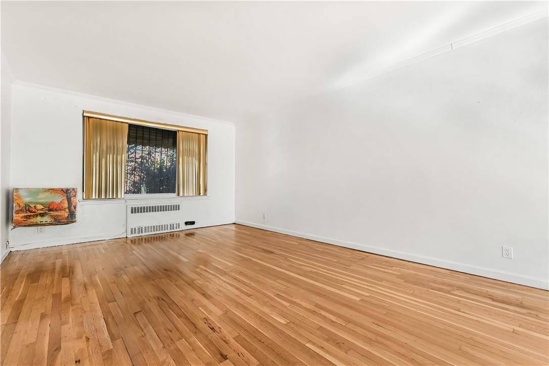 Brooklyn, NY 11236,8916 Avenue B