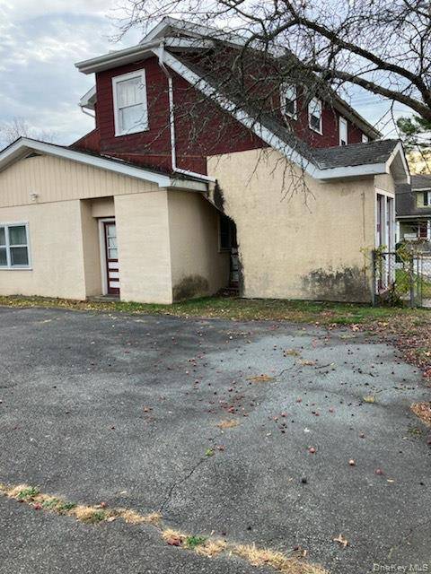 Port Jervis, NY 12771,76 E Main ST