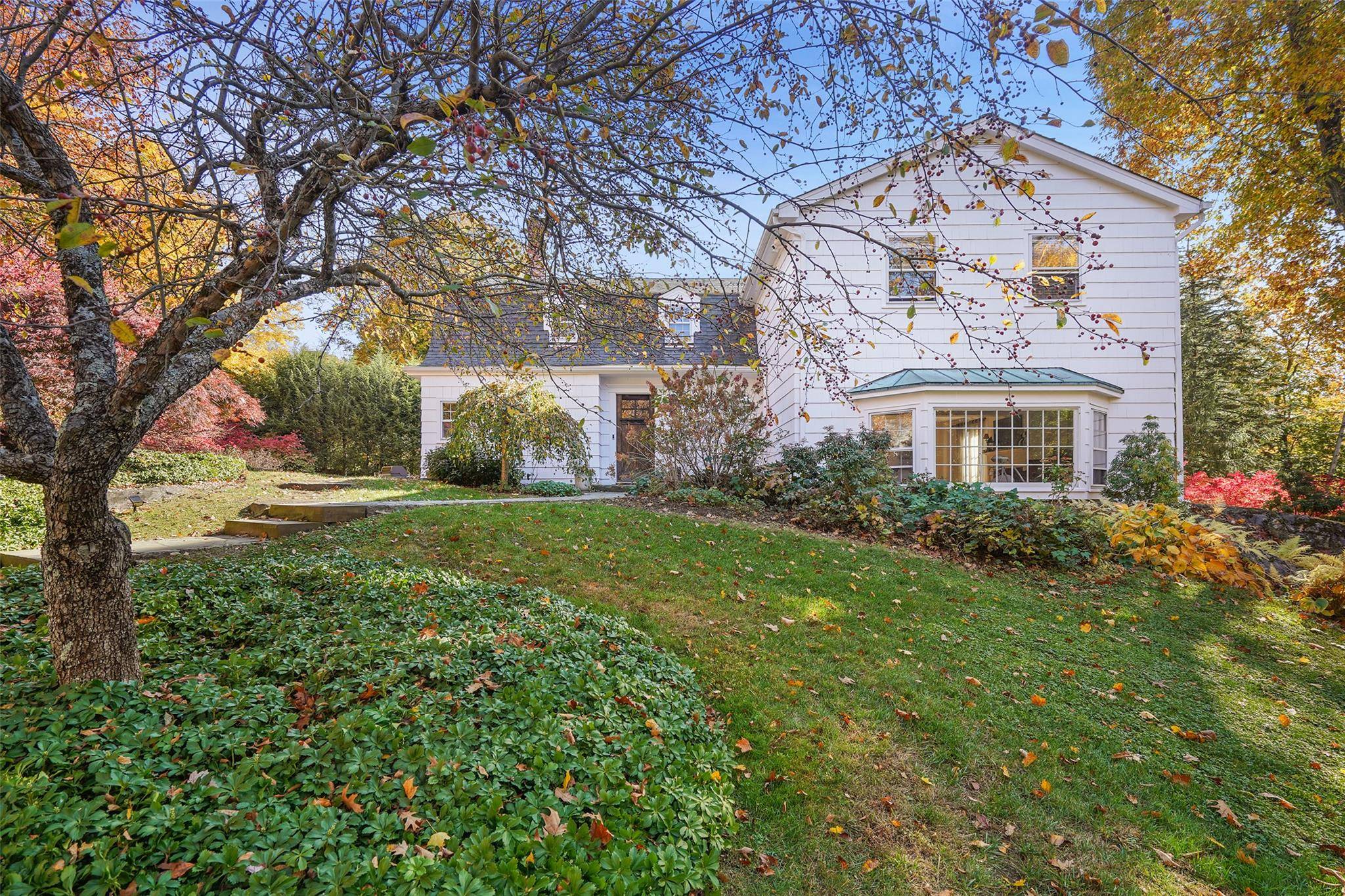 Bedford Hills, NY 10507,268 McLain ST