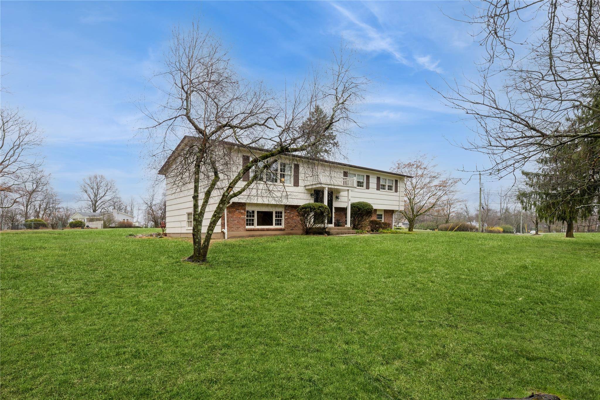 Airmont, NY 10901,6 Hampton RD