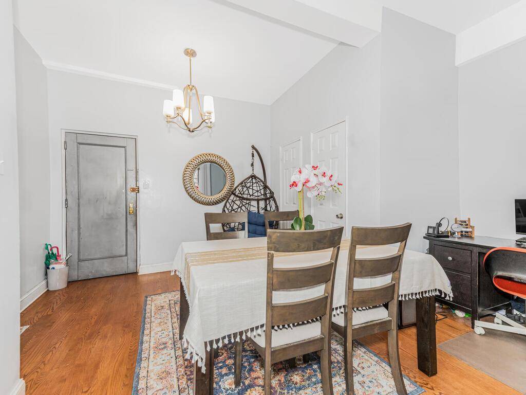 Bronx, NY 10471,5601 Riverdale AVE #1C