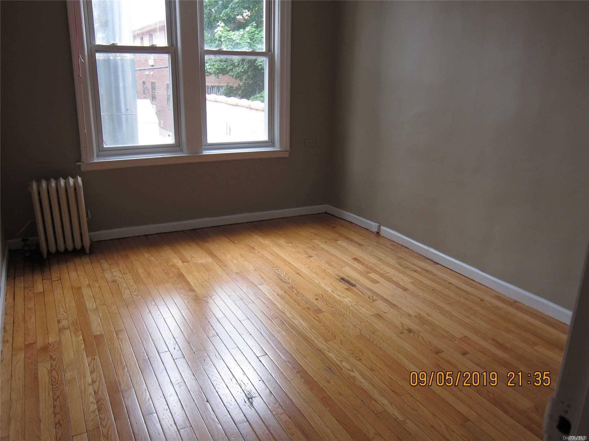 Queens Village, NY 11428,211-65 W Jamaica AVE #2