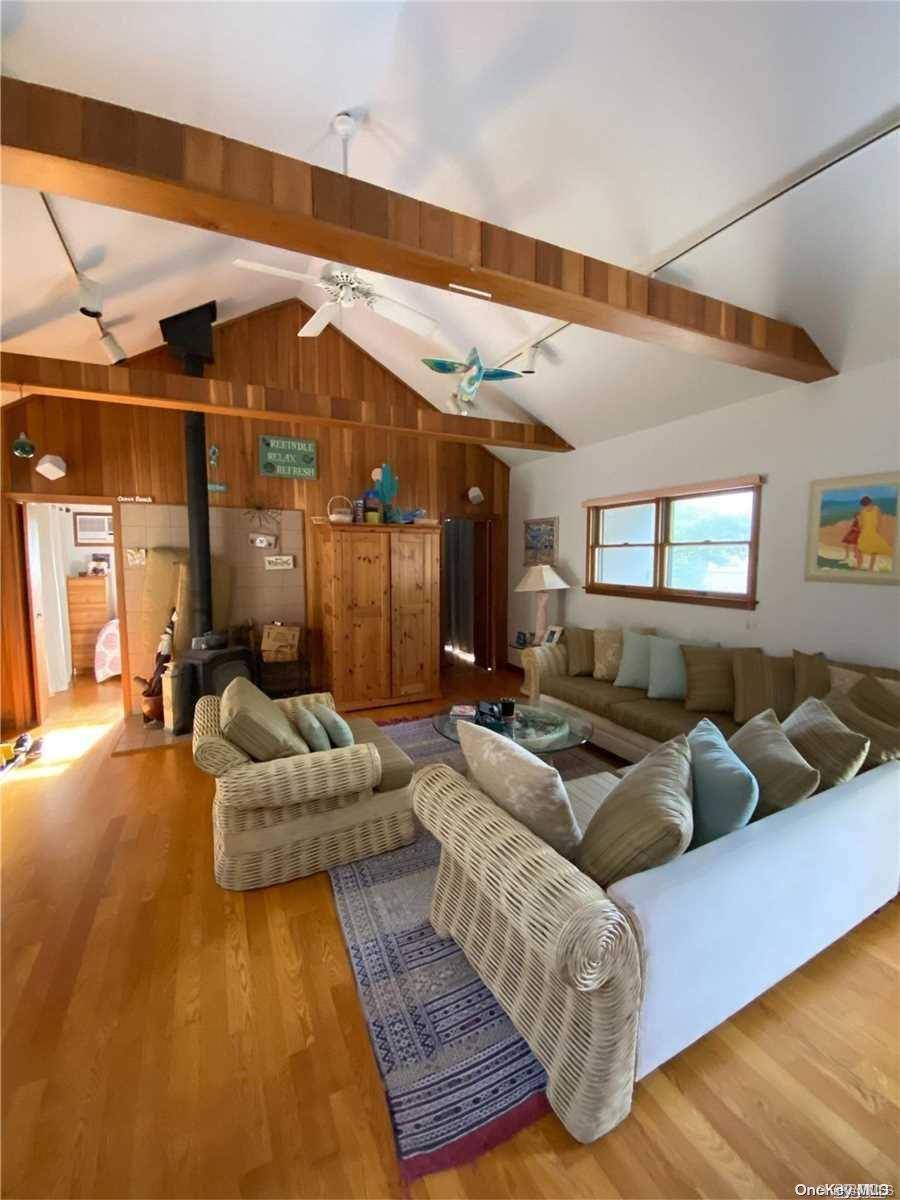 Ocean Beach, NY 11770,373 Dehnhoff WALK