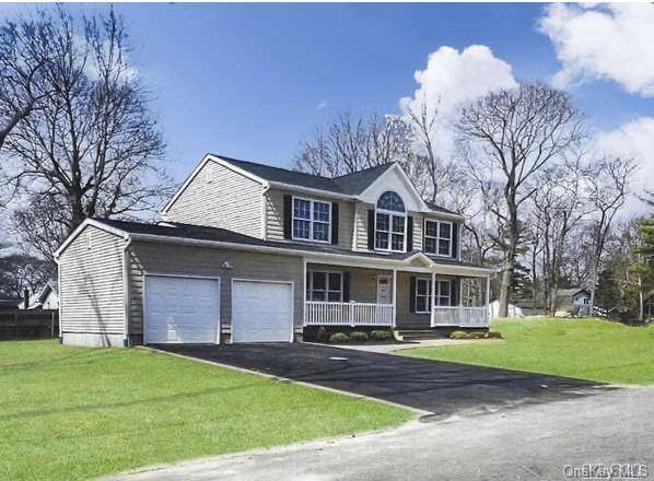 Ronkonkoma, NY 11779,2372 Ocean AVE