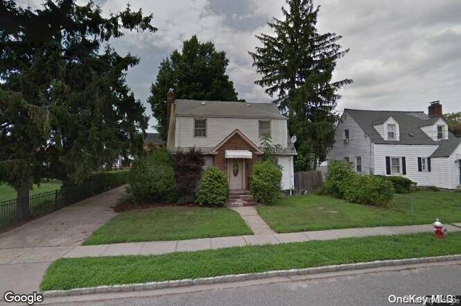 Hicksville, NY 11801,28 Thorman AVE