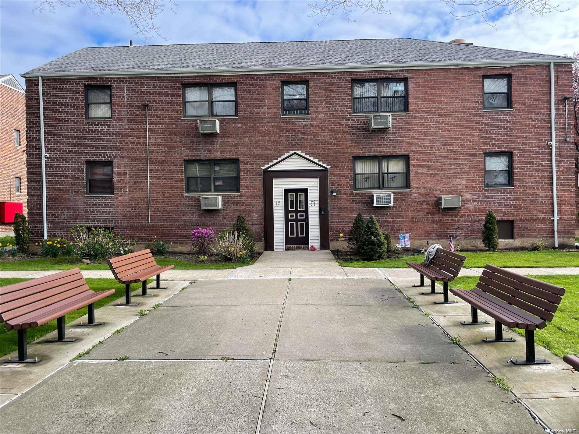 Howard Beach, NY 11414,90-27 Shore Pkwy #2