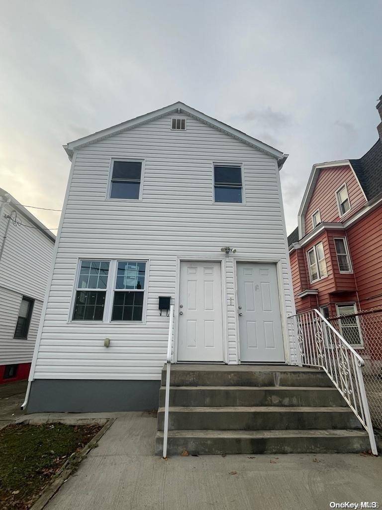 Briarwood, NY 11435,87-22 144th ST