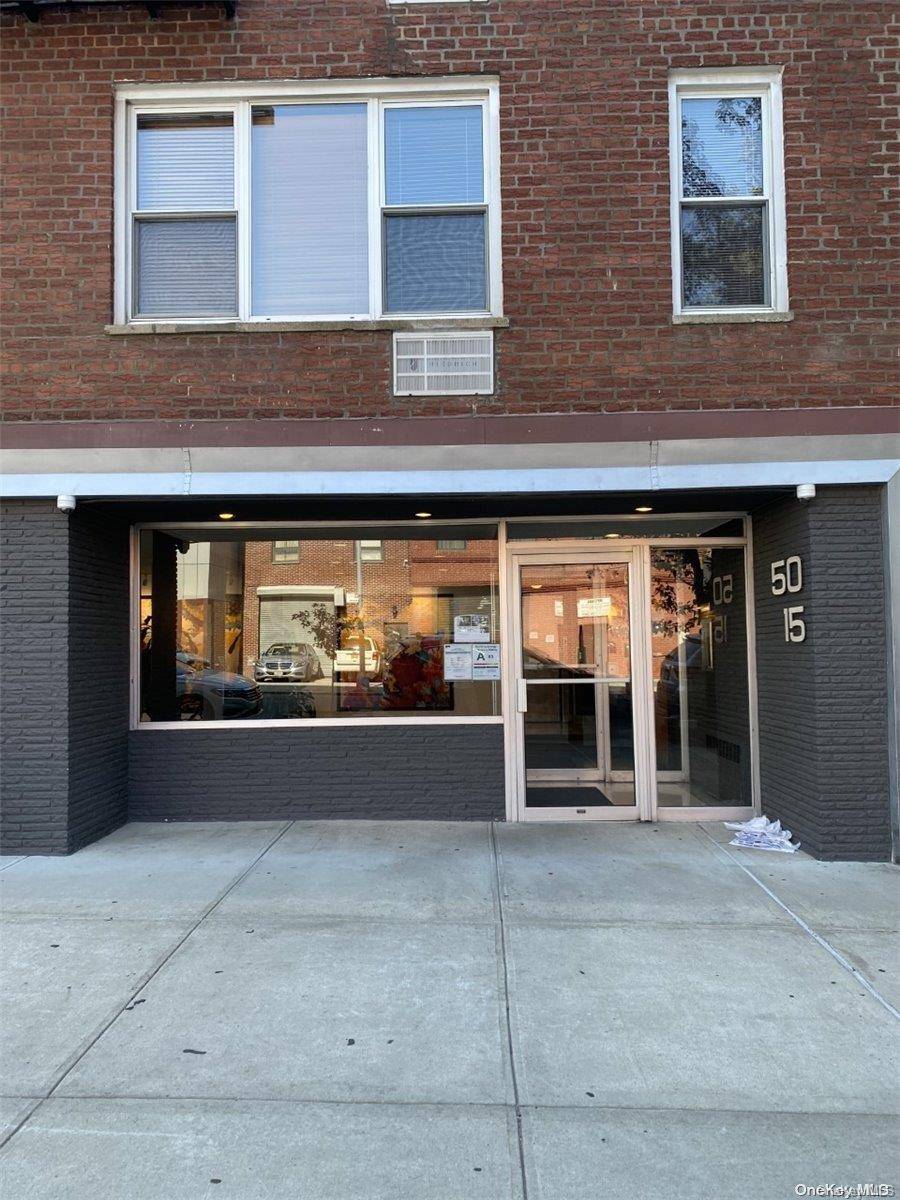 Sunnyside, NY 11104,50-15 39th ST #5F