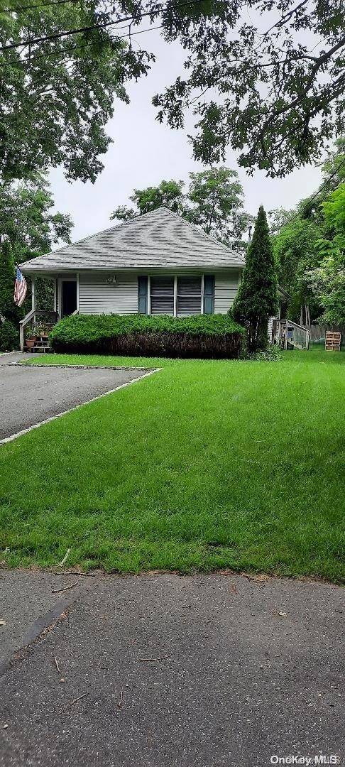 Westhampton Beach, NY 11978,4 Mickies WAY