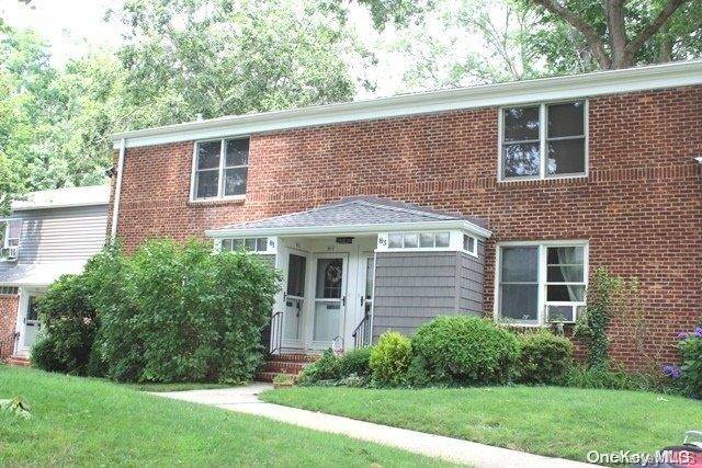 Glen Cove, NY 11542,81 Glen Keith RD #Upper