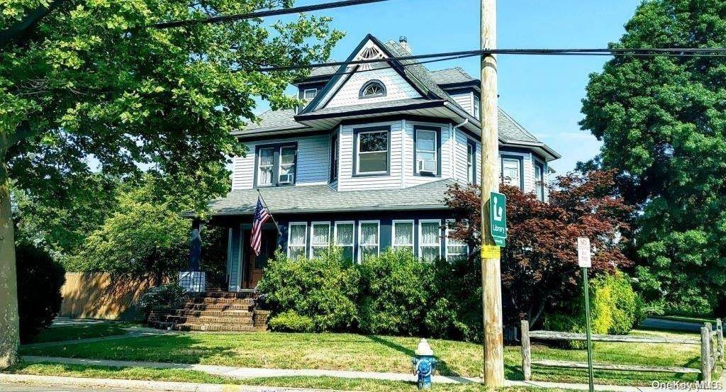 Lynbrook, NY 11563,93 Union AVE