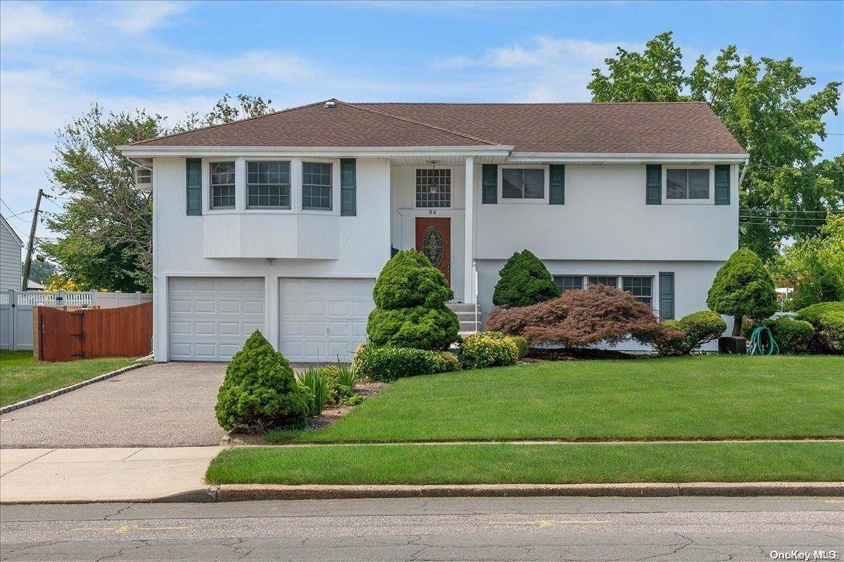 Kings Park, NY 11754,94 Rumford RD